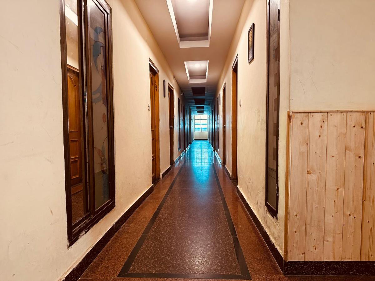 Hotel Grand Kalinga - Near Volvo Bus Stand Manali Экстерьер фото