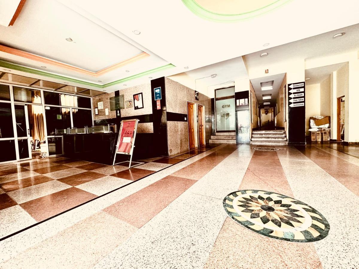 Hotel Grand Kalinga - Near Volvo Bus Stand Manali Экстерьер фото