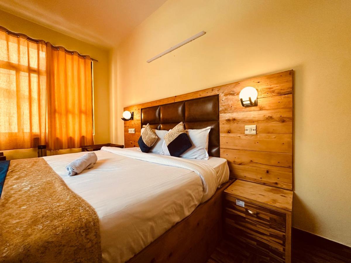 Hotel Grand Kalinga - Near Volvo Bus Stand Manali Экстерьер фото