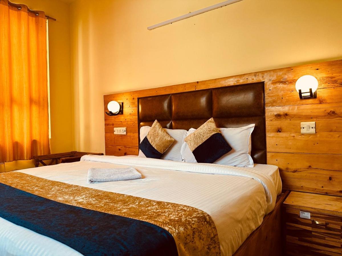 Hotel Grand Kalinga - Near Volvo Bus Stand Manali Экстерьер фото