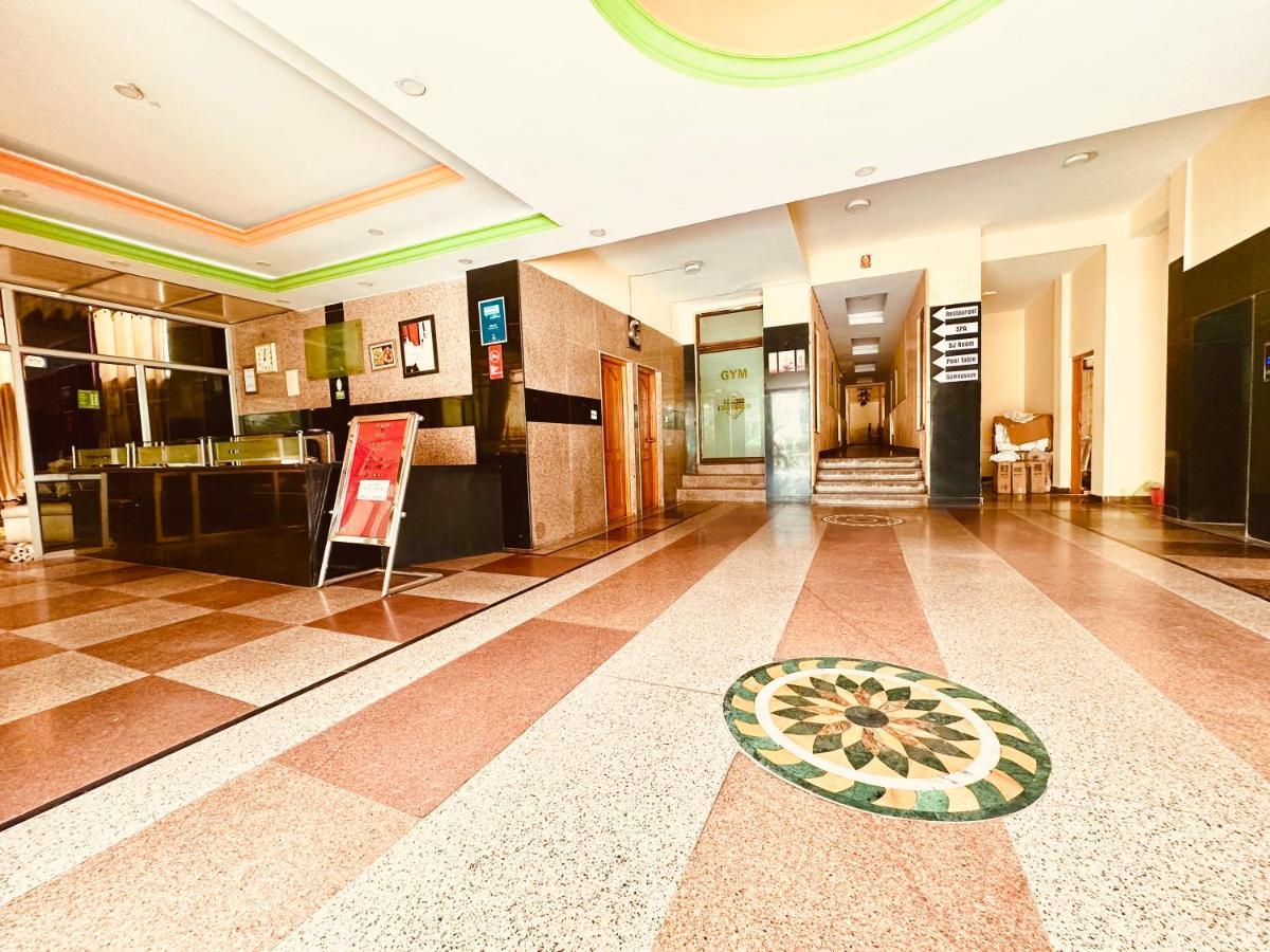Hotel Grand Kalinga - Near Volvo Bus Stand Manali Экстерьер фото